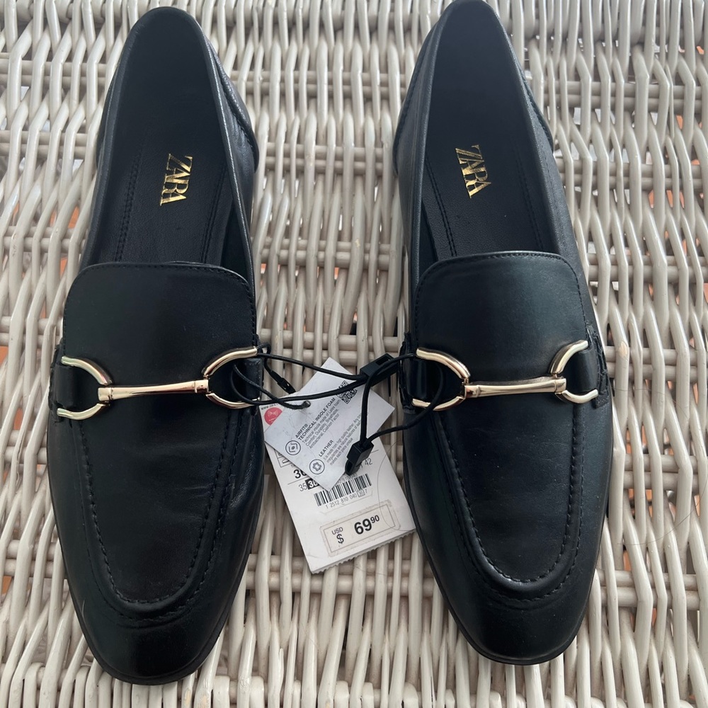 ZARA BUCKLED SOFT LEATHER LOAFERS - NWWT
